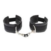 Чёрные полиуретановые наручники Luxurious Handcuffs - Blush Novelties - купить с доставкой в Екатеринбурге