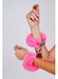 Шикарные наручники с пушистым розовым мехом - Le Frivole - купить с доставкой в Екатеринбурге