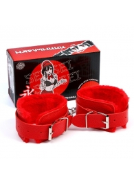Красные наручники с меховой подкладкой и ремешками - Сима-Ленд - купить с доставкой в Екатеринбурге