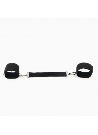 Черные наручники для фиксации со стропой - Сима-Ленд - купить с доставкой в Екатеринбурге