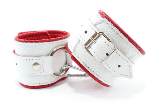 Бело-красные кожаные наручники с кольцом - БДСМ Арсенал - купить с доставкой в Екатеринбурге