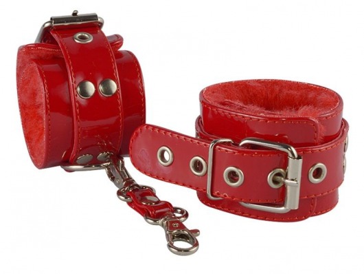 Красные лаковые наручники с меховой отделкой - Sitabella - купить с доставкой в Екатеринбурге