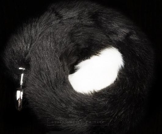 Серебристая анальная пробка с черным хвостом - Пикантные штучки - купить с доставкой в Екатеринбурге