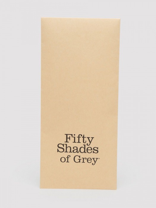 Черный кожаный флоггер Bound to You Faux Leather Flogger - 63,5 см. - Fifty Shades of Grey - купить с доставкой в Екатеринбурге