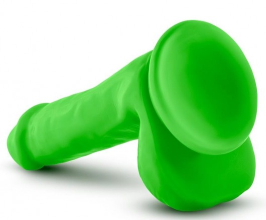 Зеленый фаллоимитатор 6 Inch Silicone Dual Density Cock with Balls - 15,24 см. - Blush Novelties