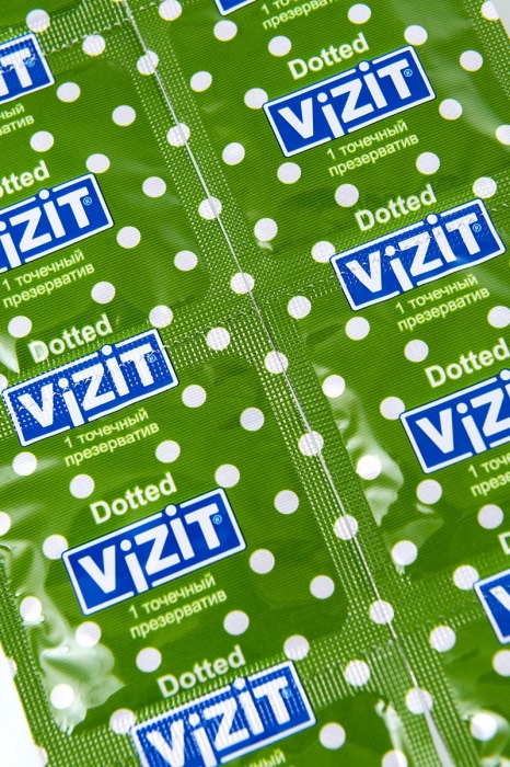 Презервативы с точечками VIZIT Dotted - 12 шт. - VIZIT - купить с доставкой в Екатеринбурге