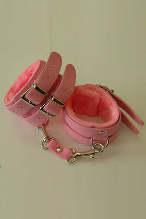Розовые наручники с меховой подкладкой - Sitabella - купить с доставкой в Екатеринбурге